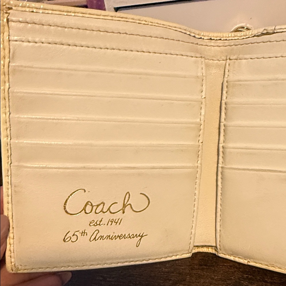 Coach Brown and Cream Wallet - Picture 4 of 8